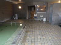 Medium_108 男湯大浴場シャワーチェアー